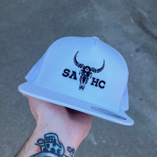 BULL SKULL – Trucker Hat – Southern Hat Co.
